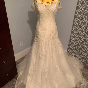 NWOT wedding dress